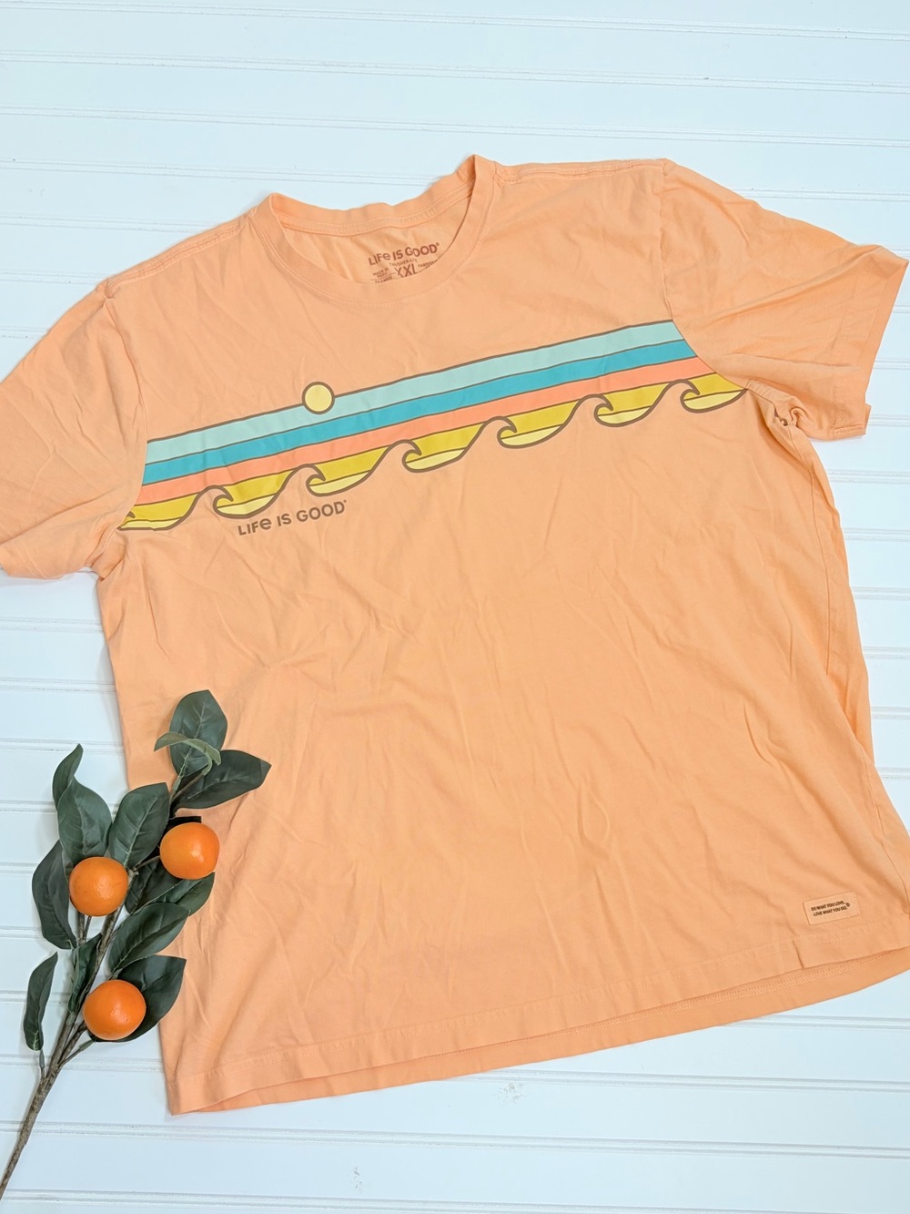 Life is Good Waves Short Sleeve Crusher Tee